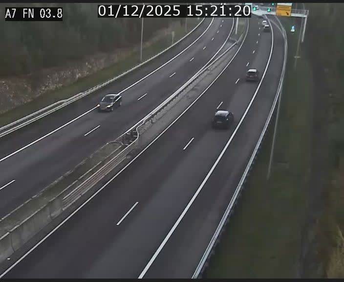 <h2>Caméra autoroute Luxembourg A7 - Passage à gibier Rëngelbour - direction Tunnel Stafelter</h2>