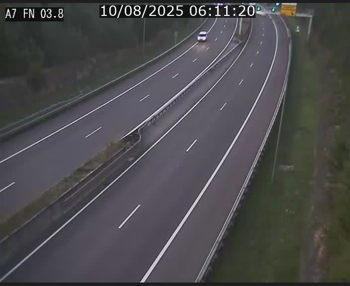 <h2>Caméra autoroute Luxembourg A7 - Passage à gibier Rëngelbour - direction Tunnel Stafelter</h2>