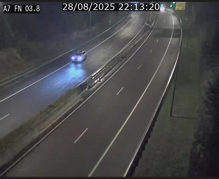 <h2>Caméra autoroute Luxembourg A7 - Passage à gibier Rëngelbour - direction Tunnel Stafelter</h2>