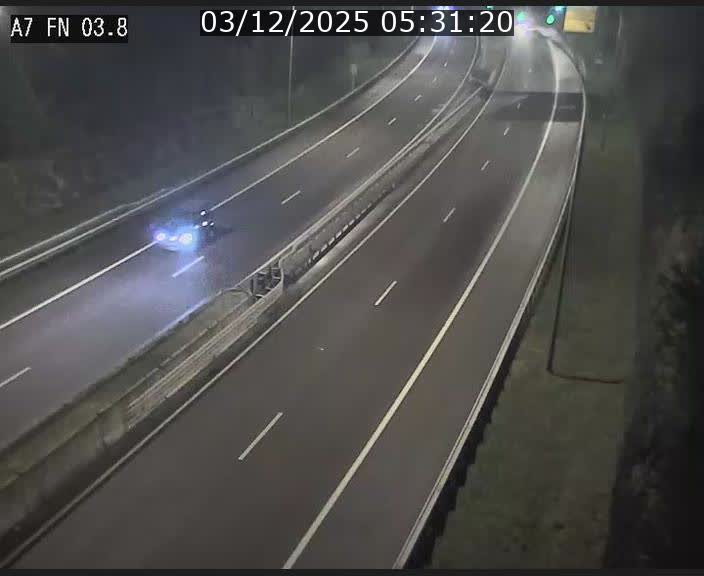 <h2>Caméra autoroute Luxembourg A7 - Passage à gibier Rëngelbour - direction Tunnel Stafelter</h2>