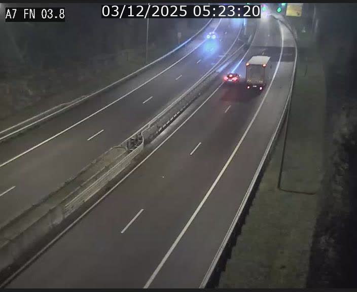<h2>Caméra autoroute Luxembourg A7 - Passage à gibier Rëngelbour - direction Tunnel Stafelter</h2>