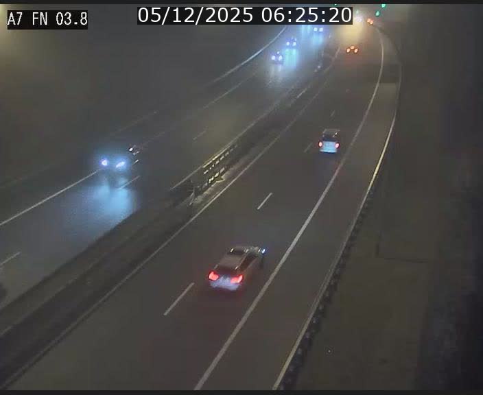 <h2>Caméra autoroute Luxembourg A7 - Passage à gibier Rëngelbour - direction Tunnel Stafelter</h2>