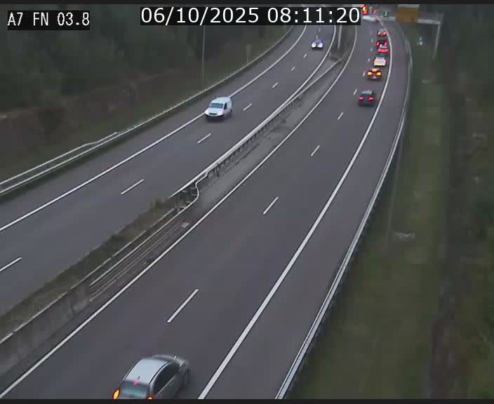 <h2>Caméra autoroute Luxembourg A7 - Passage à gibier Rëngelbour - direction Tunnel Stafelter</h2>