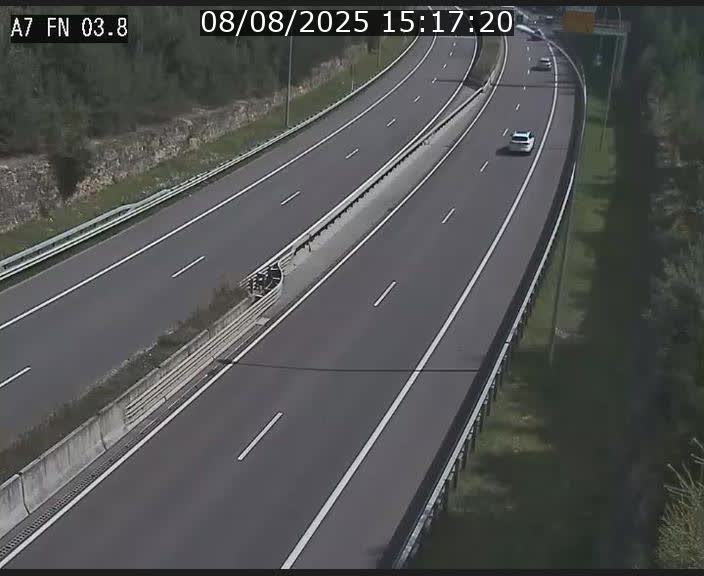 <h2>Caméra autoroute Luxembourg A7 - Passage à gibier Rëngelbour - direction Tunnel Stafelter</h2>