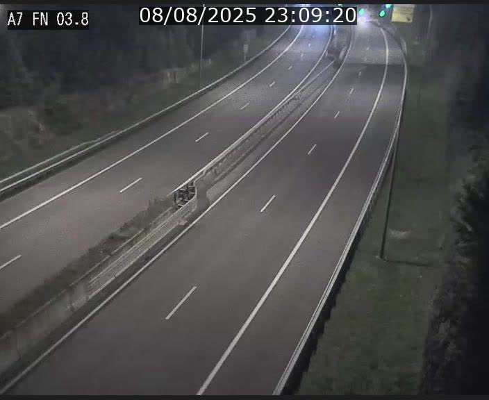 <h2>Caméra autoroute Luxembourg A7 - Passage à gibier Rëngelbour - direction Tunnel Stafelter</h2>