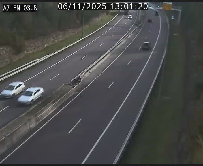 <h2>Caméra autoroute Luxembourg A7 - Passage à gibier Rëngelbour - direction Tunnel Stafelter</h2>