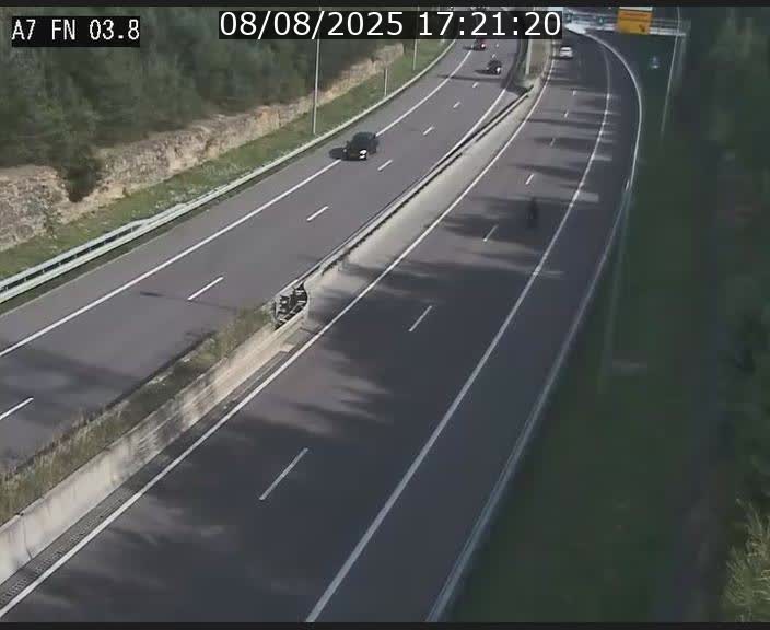 <h2>Caméra autoroute Luxembourg A7 - Passage à gibier Rëngelbour - direction Tunnel Stafelter</h2>