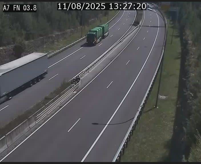 <h2>Caméra autoroute Luxembourg A7 - Passage à gibier Rëngelbour - direction Tunnel Stafelter</h2>