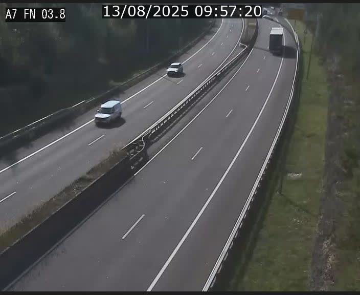 <h2>Caméra autoroute Luxembourg A7 - Passage à gibier Rëngelbour - direction Tunnel Stafelter</h2>