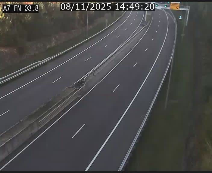 <h2>Caméra autoroute Luxembourg A7 - Passage à gibier Rëngelbour - direction Tunnel Stafelter</h2>