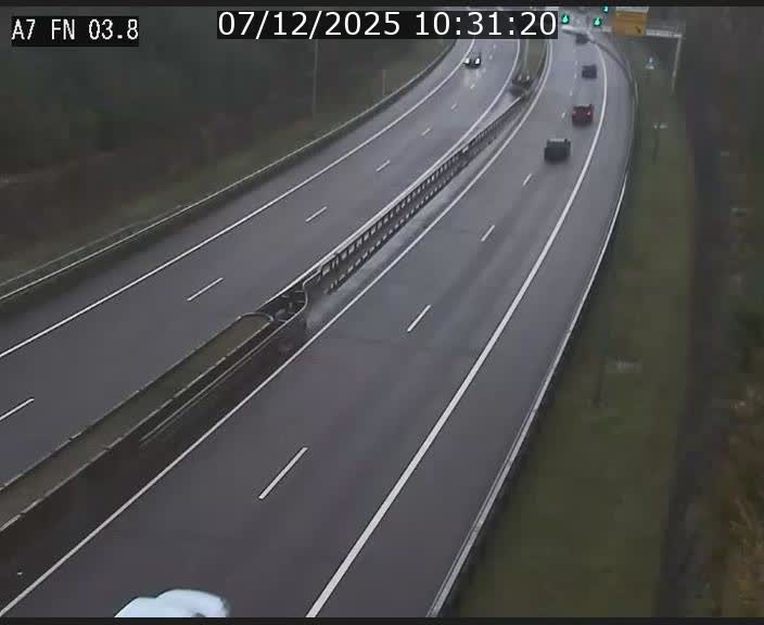 <h2>Caméra autoroute Luxembourg A7 - Passage à gibier Rëngelbour - direction Tunnel Stafelter</h2>