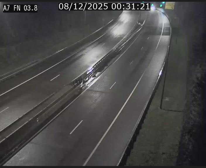 <h2>Caméra autoroute Luxembourg A7 - Passage à gibier Rëngelbour - direction Tunnel Stafelter</h2>