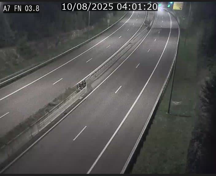 <h2>Caméra autoroute Luxembourg A7 - Passage à gibier Rëngelbour - direction Tunnel Stafelter</h2>