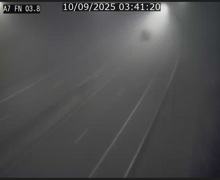 <h2>Caméra autoroute Luxembourg A7 - Passage à gibier Rëngelbour - direction Tunnel Stafelter</h2>