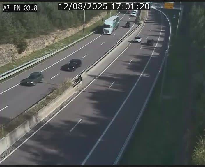 <h2>Caméra autoroute Luxembourg A7 - Passage à gibier Rëngelbour - direction Tunnel Stafelter</h2>