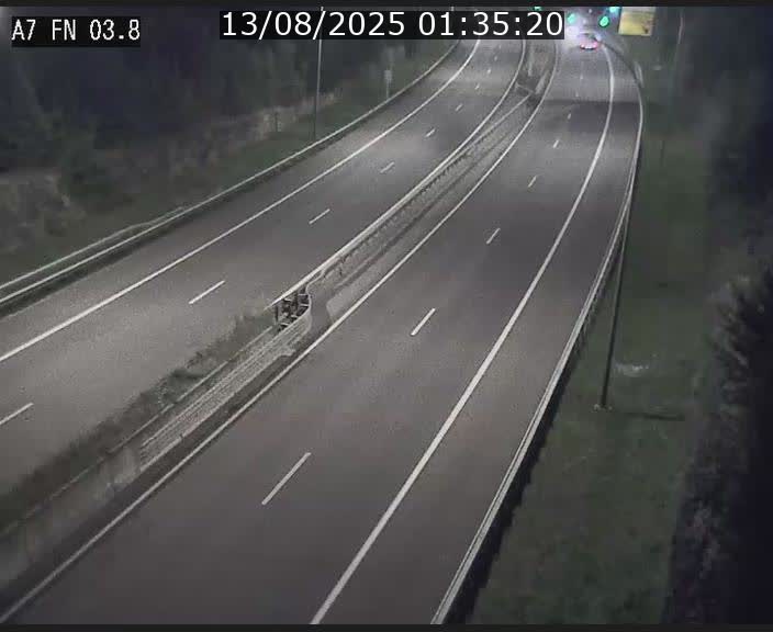 <h2>Caméra autoroute Luxembourg A7 - Passage à gibier Rëngelbour - direction Tunnel Stafelter</h2>