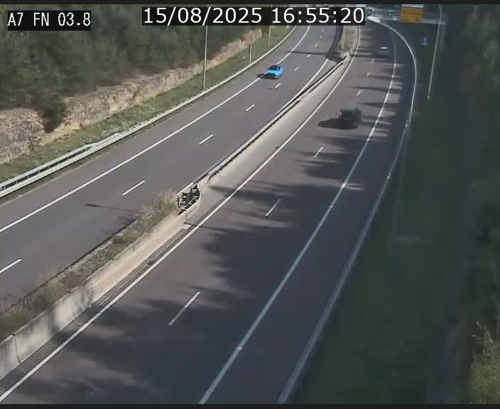 <h2>Caméra autoroute Luxembourg A7 - Passage à gibier Rëngelbour - direction Tunnel Stafelter</h2>