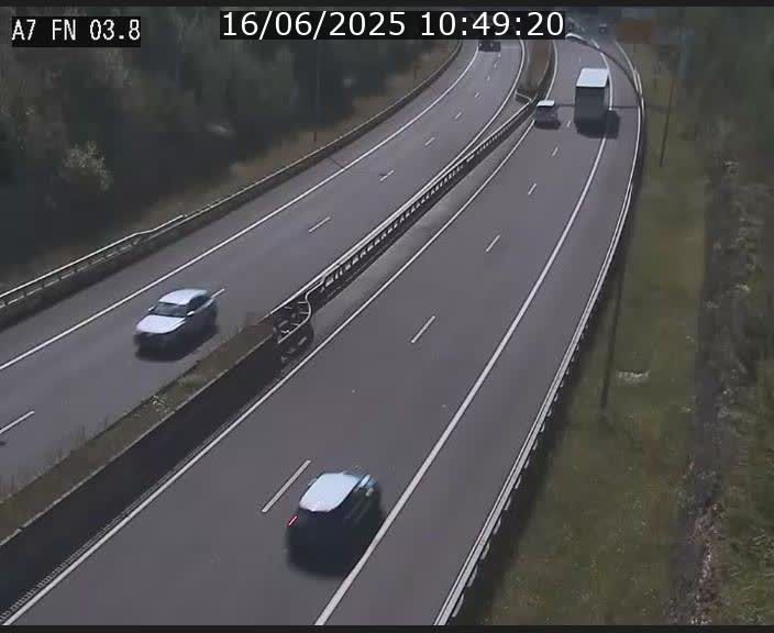 Caméra autoroute Luxembourg A7 - Passage à gibier Rëngelbour - direction Tunnel Stafelter