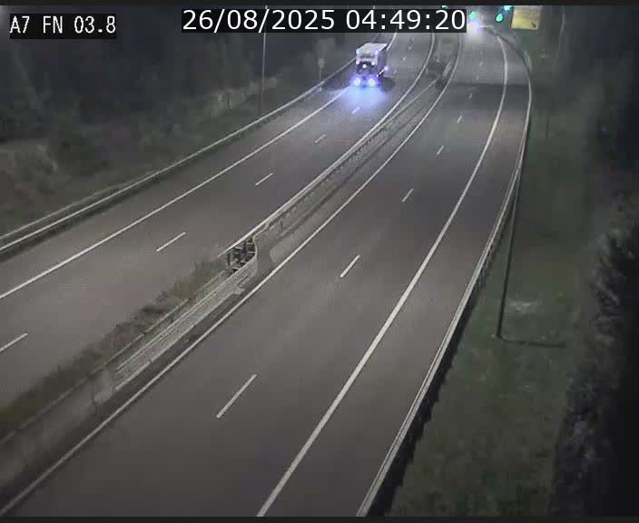 <h2>Caméra autoroute Luxembourg A7 - Passage à gibier Rëngelbour - direction Tunnel Stafelter</h2>