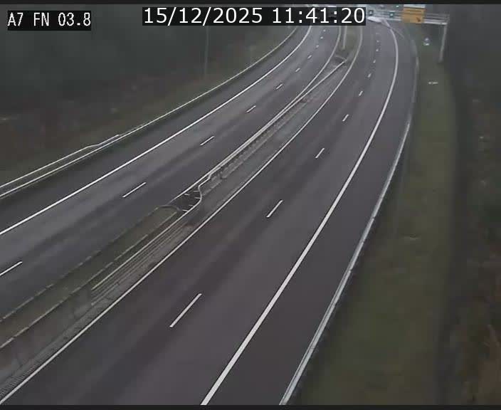 <h2>Caméra autoroute Luxembourg A7 - Passage à gibier Rëngelbour - direction Tunnel Stafelter</h2>