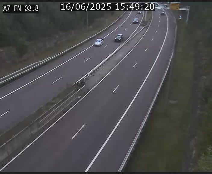 Caméra autoroute Luxembourg A7 - Passage à gibier Rëngelbour - direction Tunnel Stafelter