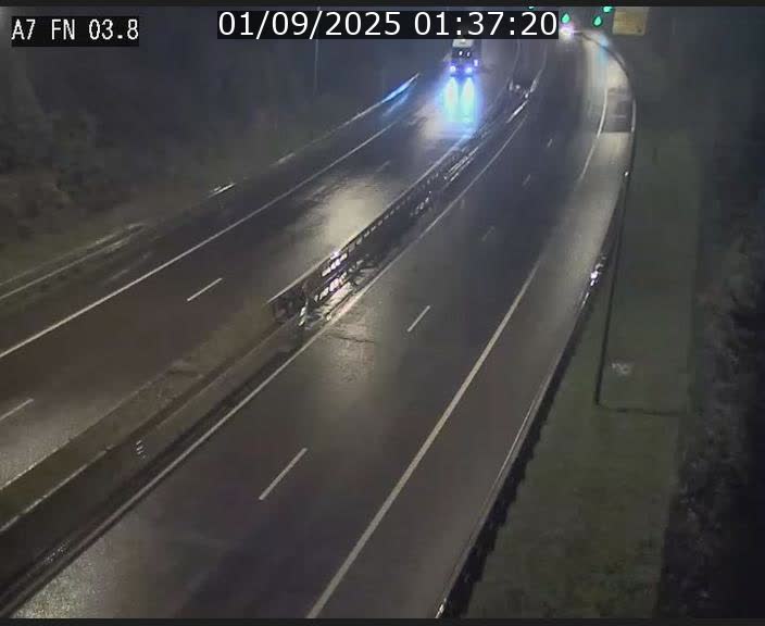<h2>Caméra autoroute Luxembourg A7 - Passage à gibier Rëngelbour - direction Tunnel Stafelter</h2>