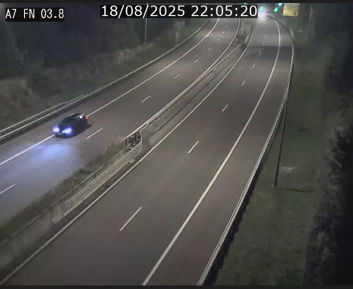<h2>Caméra autoroute Luxembourg A7 - Passage à gibier Rëngelbour - direction Tunnel Stafelter</h2>