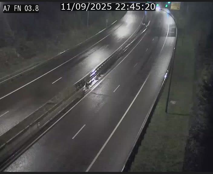 Caméra autoroute Luxembourg A7 - Passage à gibier Rëngelbour - direction Tunnel Stafelter