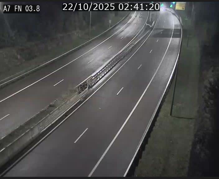 Caméra autoroute Luxembourg A7 - Passage à gibier Rëngelbour - direction Tunnel Stafelter