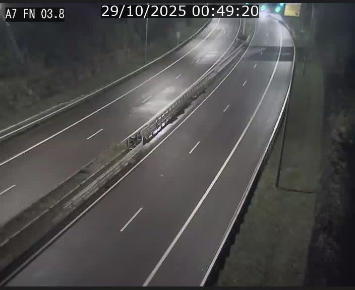 Caméra autoroute Luxembourg A7 - Passage à gibier Rëngelbour - direction Tunnel Stafelter