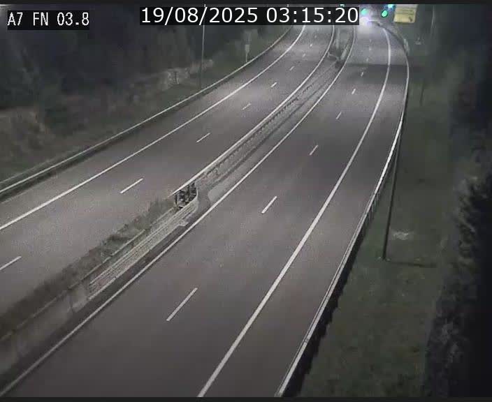 <h2>Caméra autoroute Luxembourg A7 - Passage à gibier Rëngelbour - direction Tunnel Stafelter</h2>