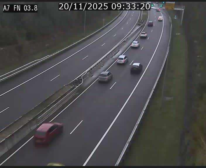 <h2>Caméra autoroute Luxembourg A7 - Passage à gibier Rëngelbour - direction Tunnel Stafelter</h2>