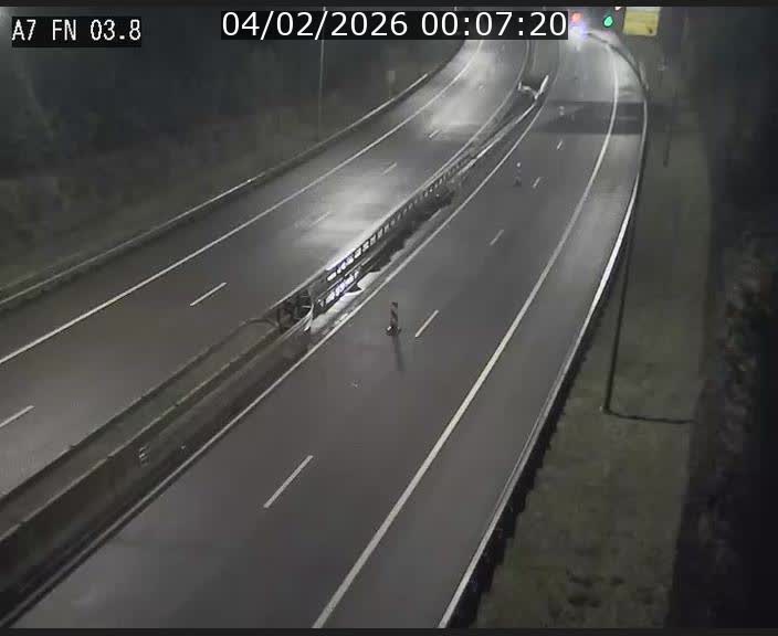 <h2>Caméra autoroute Luxembourg A7 - Passage à gibier Rëngelbour - direction Tunnel Stafelter</h2>