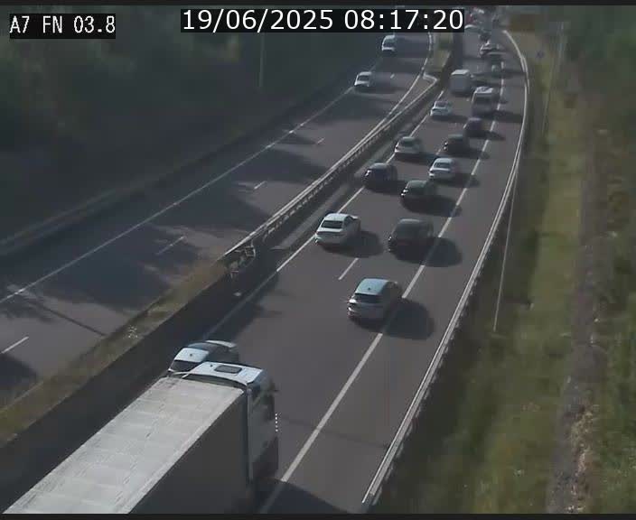 Caméra autoroute Luxembourg A7 - Passage à gibier Rëngelbour - direction Tunnel Stafelter