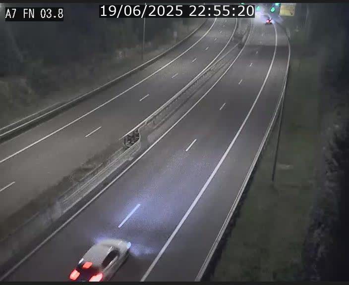 <h2>Caméra autoroute Luxembourg A7 - Passage à gibier Rëngelbour - direction Tunnel Stafelter</h2>