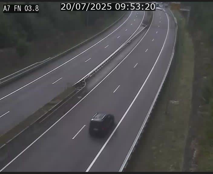 <h2>Caméra autoroute Luxembourg A7 - Passage à gibier Rëngelbour - direction Tunnel Stafelter</h2>