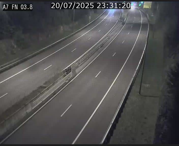 <h2>Caméra autoroute Luxembourg A7 - Passage à gibier Rëngelbour - direction Tunnel Stafelter</h2>