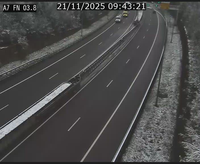 <h2>Caméra autoroute Luxembourg A7 - Passage à gibier Rëngelbour - direction Tunnel Stafelter</h2>