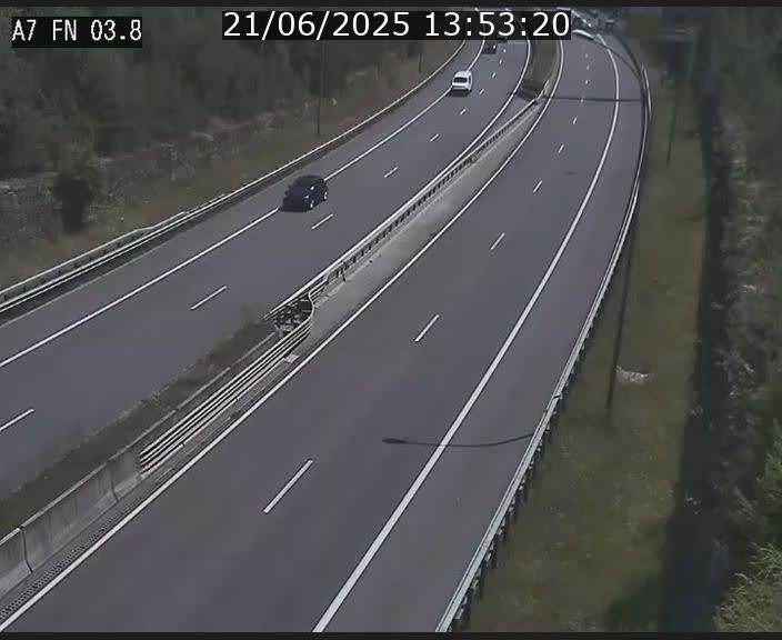 <h2>Caméra autoroute Luxembourg A7 - Passage à gibier Rëngelbour - direction Tunnel Stafelter</h2>