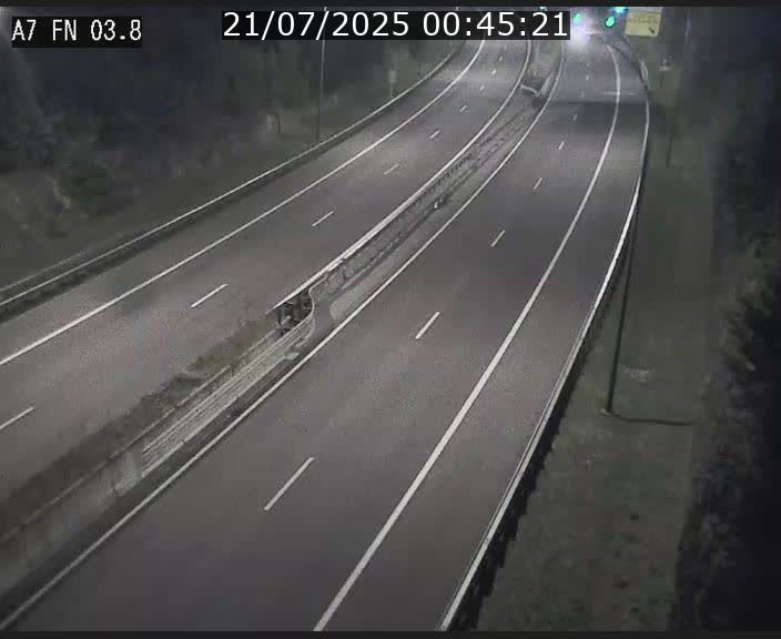 <h2>Caméra autoroute Luxembourg A7 - Passage à gibier Rëngelbour - direction Tunnel Stafelter</h2>