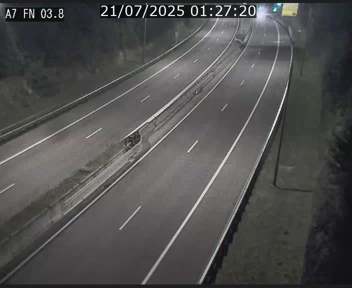 <h2>Caméra autoroute Luxembourg A7 - Passage à gibier Rëngelbour - direction Tunnel Stafelter</h2>