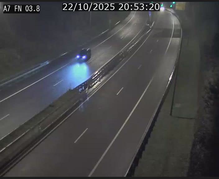<h2>Caméra autoroute Luxembourg A7 - Passage à gibier Rëngelbour - direction Tunnel Stafelter</h2>
