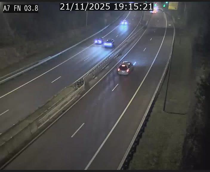 <h2>Caméra autoroute Luxembourg A7 - Passage à gibier Rëngelbour - direction Tunnel Stafelter</h2>