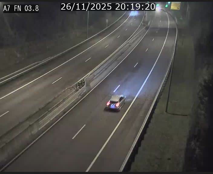 <h2>Caméra autoroute Luxembourg A7 - Passage à gibier Rëngelbour - direction Tunnel Stafelter</h2>