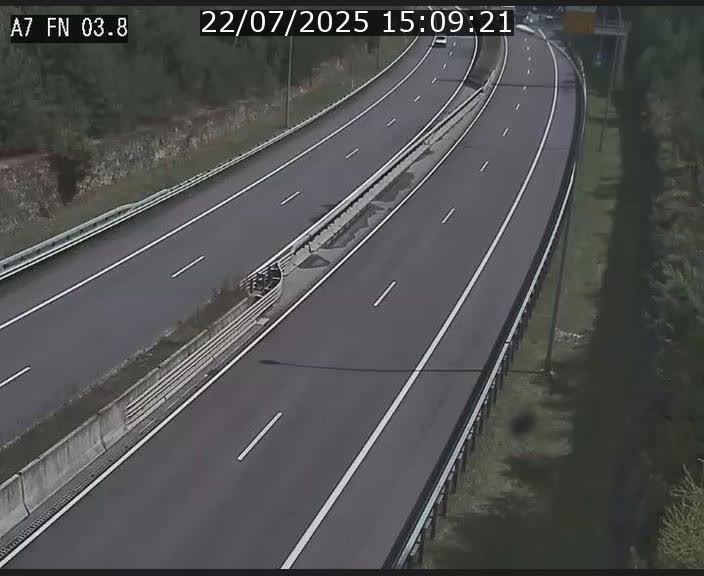 <h2>Caméra autoroute Luxembourg A7 - Passage à gibier Rëngelbour - direction Tunnel Stafelter</h2>
