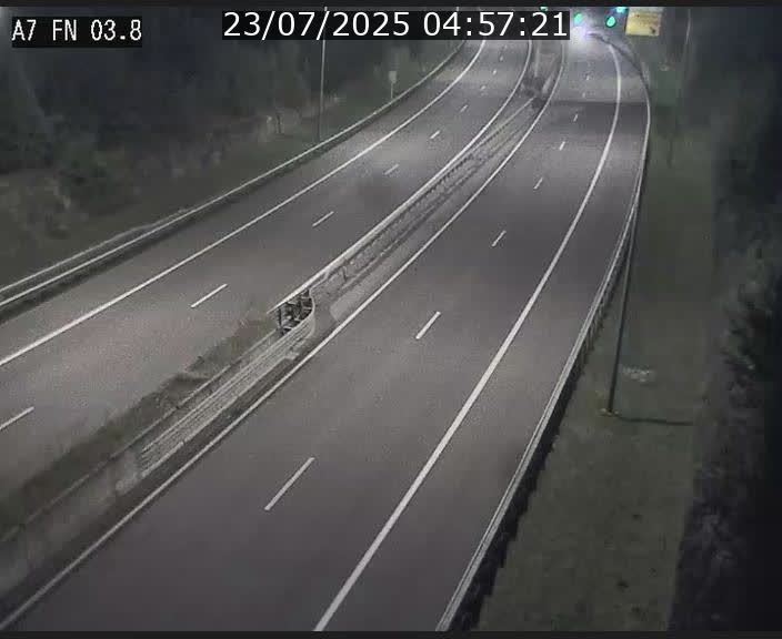 <h2>Caméra autoroute Luxembourg A7 - Passage à gibier Rëngelbour - direction Tunnel Stafelter</h2>