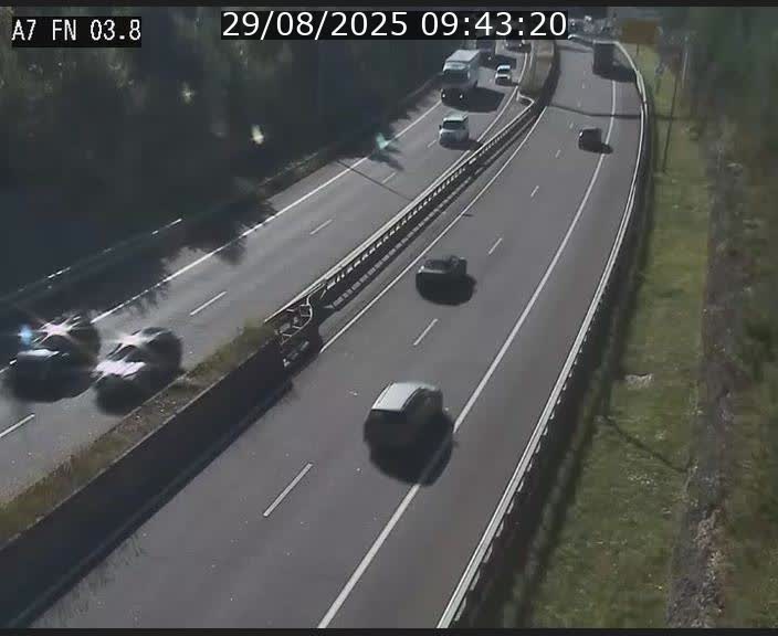 <h2>Caméra autoroute Luxembourg A7 - Passage à gibier Rëngelbour - direction Tunnel Stafelter</h2>