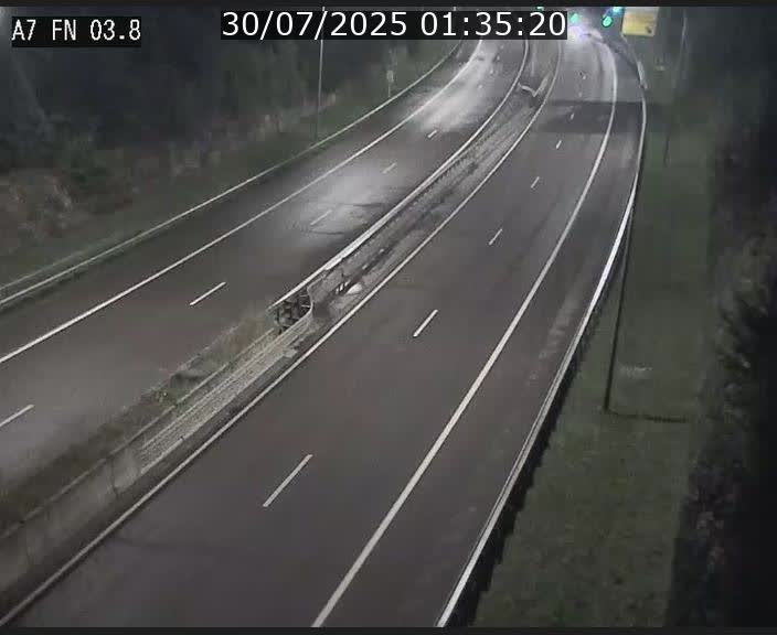 <h2>Caméra autoroute Luxembourg A7 - Passage à gibier Rëngelbour - direction Tunnel Stafelter</h2>