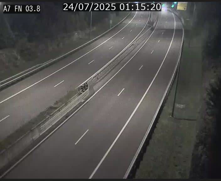 <h2>Caméra autoroute Luxembourg A7 - Passage à gibier Rëngelbour - direction Tunnel Stafelter</h2>