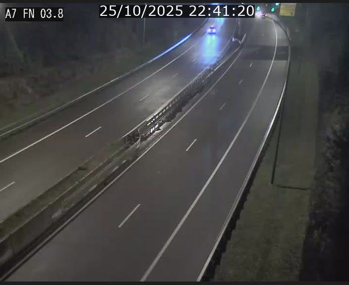 Caméra autoroute Luxembourg A7 - Passage à gibier Rëngelbour - direction Tunnel Stafelter